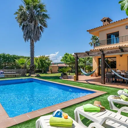 Jaruco Lux, Exclusiva Zona Residencial Con Piscina & Aircon Willa *